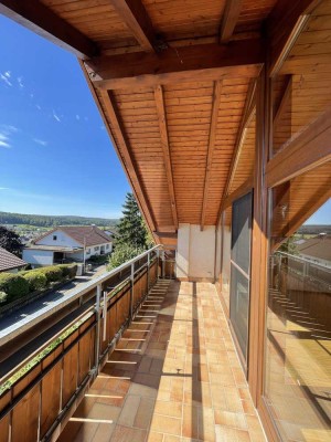 Helle 2-Zimmer-Wohnung mit Weitblick in Öschelbronn