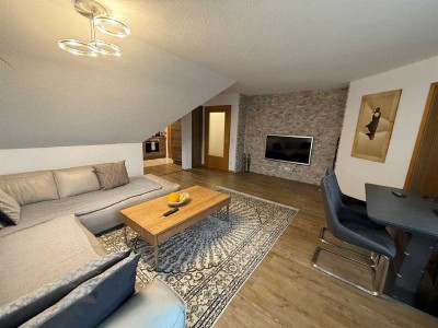 Top gepflegte 2,5-Zimmer-DG-Wohnung in Haubersbronn