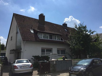 Neu-Isenburg: 3 Zi-Wohnung mit Balkon und Garten, Garage