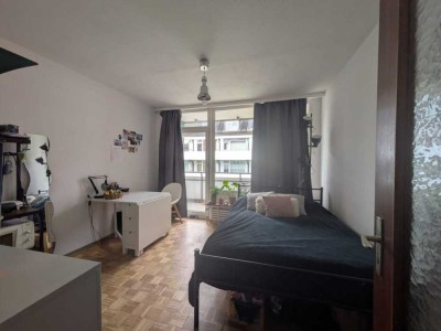 1-Zimmer Wohnung mit Einbauküche in Lokstedt (+Schwimmbad und Sauna)