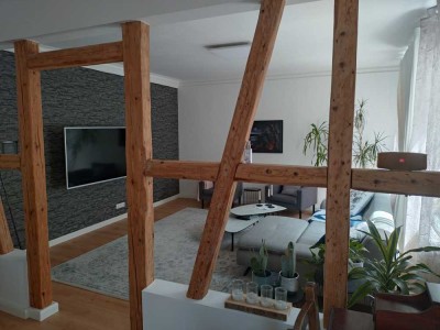 Provisionsfrei: Charmante 3-Zi-Wohnung mit Altbauflair und modernem Komfort – Top-Lage in Esslingen!