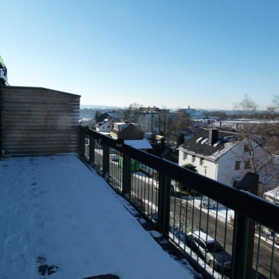 Penthouse mit Panoramablick, große Terrasse, 4 Zi. total renoviert,