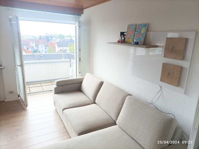 Vollmöblierte 3 Zimmerwohnung mit Balkon, Einbauküche und Keller ab 01.08.2025 zu vermieten
