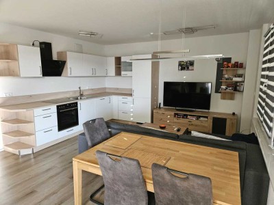 Exklusive, neuwertige 2-Zimmer-Wohnung mit gehobener Innenausstattung mit Einbauküche in Winnenden