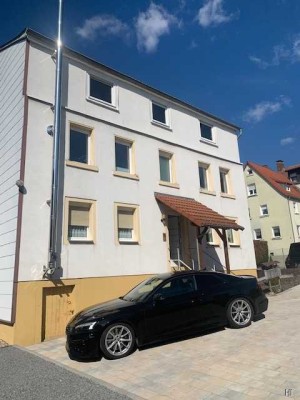 Schöne 3 ZKB Wohnung mit Terrasse