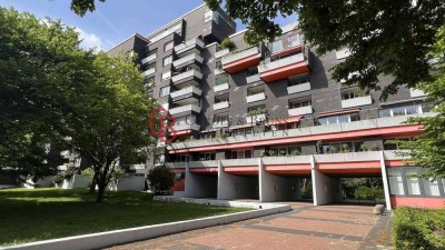 Vermietete zwei Zimmer mit Balkon