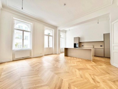 ERSTBEZUG NACH SANIERUNG | TRAUMHAFTE 4-ZIMMER-ALTBAUWOHNUNG MIT BALKON | TOPLAGE IN U-BAHN-NÄHE