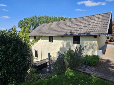 Haus statt Wohnung ! Wohnen im Grünen nur 7 min. bis Hardthöhe mit 900 qm Garten in Alfter-Heidgen
