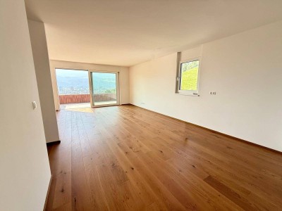 Charmantes Penthouse mit sonniger Terrasse und traumhafter Aussicht in Arzl