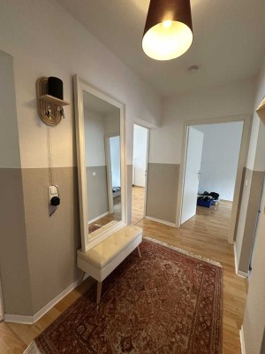 Eine Perle im Filzengraben! Attraktive bezugsfreie 3-Zimmer-Wohnung mit Garage im Herzen von Köln!
