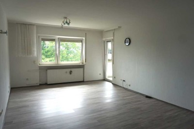 ***Dreieich/Götzenhain*** helle 3-Zimmerwohnung mit Süd-Balkon