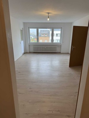 Helle 2-Zimmer-Wohnung mit Balkon im 2. OG in Erftstadt Liblar
