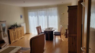 Schöne 2-Zimmer-Wohnung - nur für Senioren, barrierefrei, in Dietzenbach, gute Lage, mit Stellplatz
