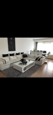 Exklusive, neuwertige 3,5-Zimmer-Wohnung mit Balkon und EBK in Schifferstadt