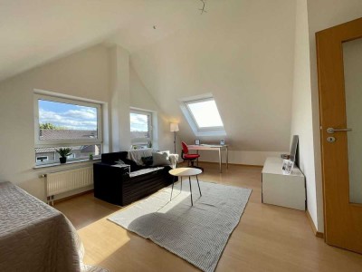 Charmante 5-Zimmer-Maisonette-Wohnung mit Balkon, Garage und Stellplatz
