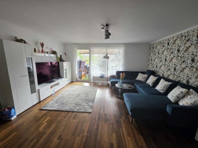 Traumhaft schöne Maisonette-Wohnung im Stil eines Hauses mitten in Hüls