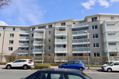 Riedberg: Attraktive 4-Zimmer-Wohnung in gefragter Lage mit verglastem Balkon, blick ins Grün