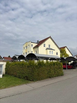 Gemütliche und gut geschnittene 3,5-Zimmer-Wohnung inkl. neuer Einbauküche und eigenem Gartenanteil
