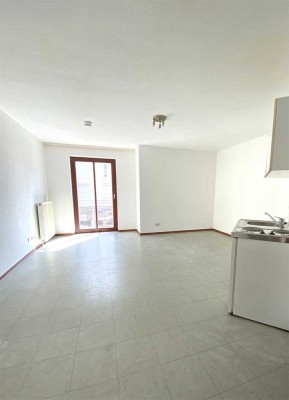 POCHERT IMMOBILIEN - Schönes Studenten-Apartment in Kaiserslautern-Nähe Hauptbahnhof