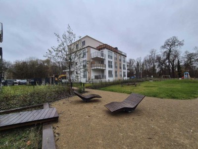 Neubau Erstbezug am alten Schlosspark • Lichtdurchflutete 2-Zimmer-Wohnung