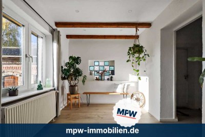 Platz für Visionen: Bauernhaus mit Scheune, Werkstatt & Pferdekoppel