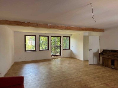 Charmantes Studio mit Blick über das Elbtal – direkt am Anger in Altkötzschenbroda