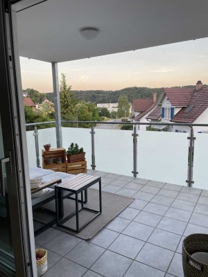 Moderne 4-Zimmer Wohnung im 1. OG mit Balkon in Stockach