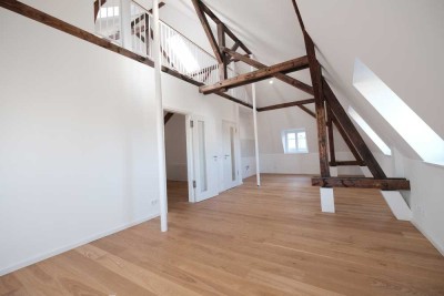Traumhafte Dachgeschoss-Galeriewohnung Nähe Nockherberg inkl. EBK