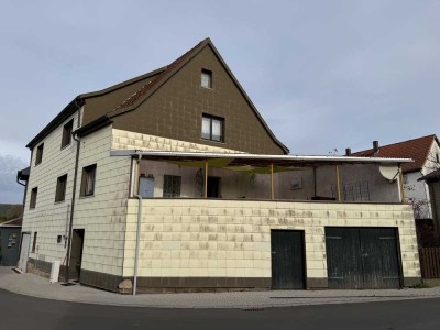 Geräumiges Einfamilienhaus mit viel Potenzial in Schwallungen – 191 m² Wohnfläche