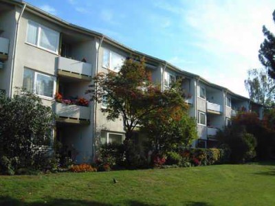 Hell durchflutete 3-Zimmer-Wohnung mit Balkon und Blick ins Grüne!