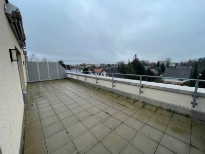 Schickes 2-Zimmer-Penthaus mit TG-Stellplatz und großer Dachterrase