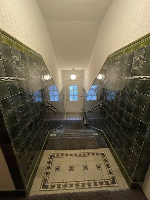 Helle und geräumige 3-Zimmer-Wohnung mit Gäste-WC zu vermieten - ideal für Paare
