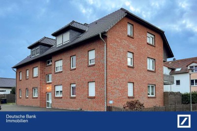 Moderne, lichtdurchflutete Dachgeschosswohnung. Einziehen und wohlfühlen.