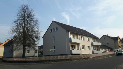 Gemütliche Dachgeschosswohnung, 2 Zimmer, Bad, Küche inkl. EBK       und zusätzl. Nutzfläche