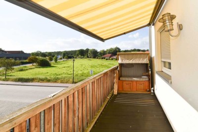 Exklusive 3-Zimmer-Wohnung mit Einbauküche und sonnigem Balkon!