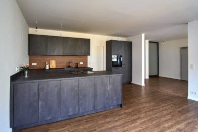 Provisionsfrei! Erstbezug nach Sanierung | 2-Zimmer-Loftwohnung in der Altstadt