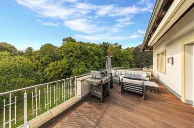 LUXUS PUR: MODERNES PENTHOUSE MIT DACHTERRASSE, DIREKTEM PARKBLICK, TIEFGARAGE, SAUNA, UVM.