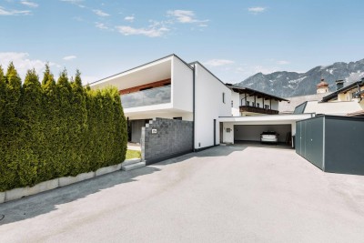Mieming: Neuwertiges Passivhaus in unverbaubarer Lage