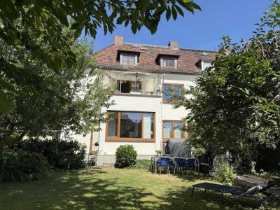 Stilvoller Altbaucharme - 3FH in Kassel-Wehlheiden - für Kapitalanleger oder Selbstnutzer geeignet