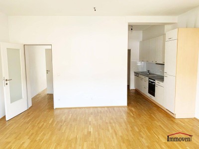 Großzügige 2-Zimmerwohnung mit großem Balkon