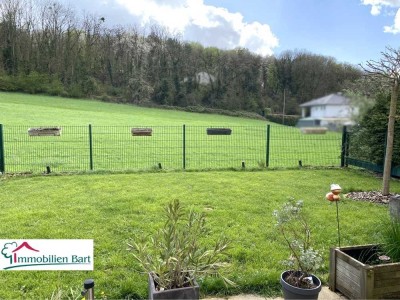 PERL: WOHNHAUS (BJ. 2009), GARTEN UND GROSSE GARAGE IN TOP LAGE