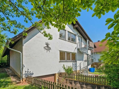 Viel Platz, viel Grün, viele Möglichkeiten – Zweifamilienhaus in ruhiger Lage von Nierstein