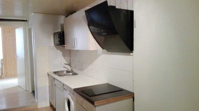 Schöne 4 Zimmer Wohnung in Stuttgart West WG geeignet !!