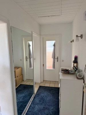 Helle 2-Zimmer Dachgeschosswohnung in Köln Rodenkirchen