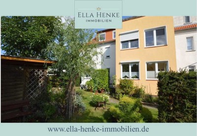 Gepflegte, schöne und helle Erdgeschoss-Wohnung mit Wintergarten + Gartennutzung.