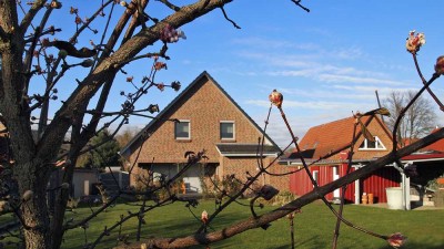 ***Modernes Einfamilienhaus mit vielen Extras in exklusiver Lage***