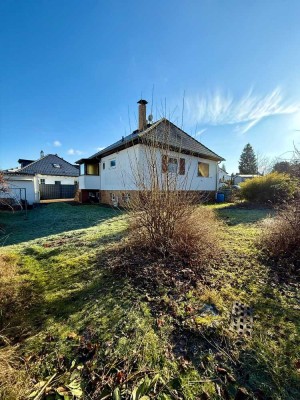 Freistehendes 5 Zi-Einfamilienhaus in Kelkheim (Fischbach) mit großem Garten, Garage und Top-Lage