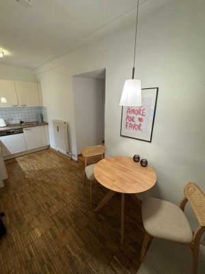 2-Zimmer Wohnung zum 1.7. frei