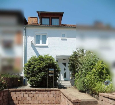 Sofort einziehen: Gemütliches Reihenmittelhaus mit kleinem, pflegeleichtem Garten