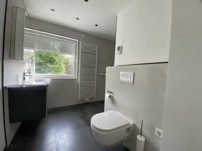 Modernisierte Erdgeschosswohnung - seniorengerechte Wohnung mit Balkon